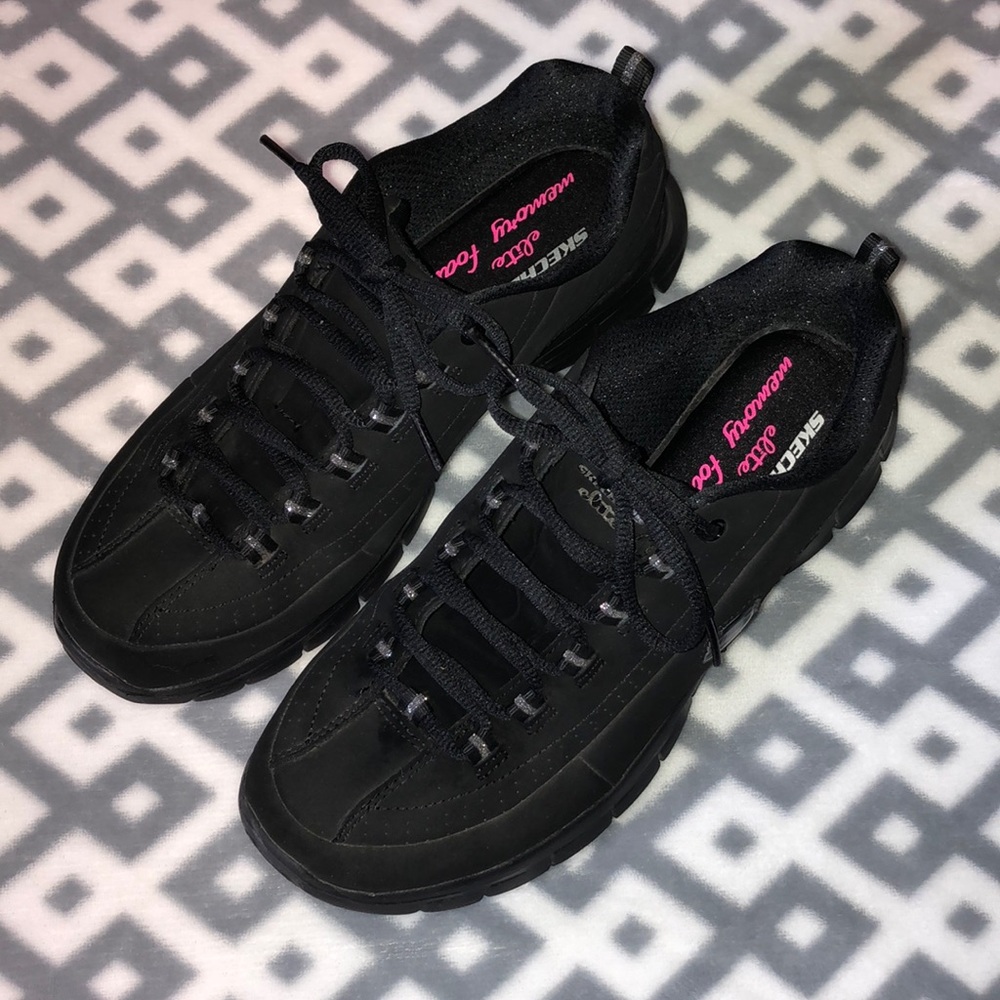 Sketchers shoes